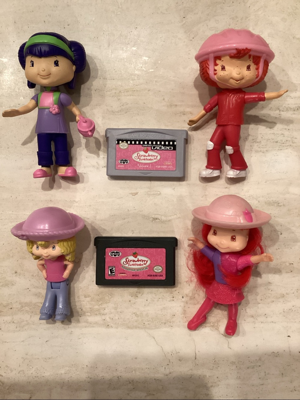 Strawberry Shortcake Gameboy Advance Game & Summertime Adventure Nintendo Dolls